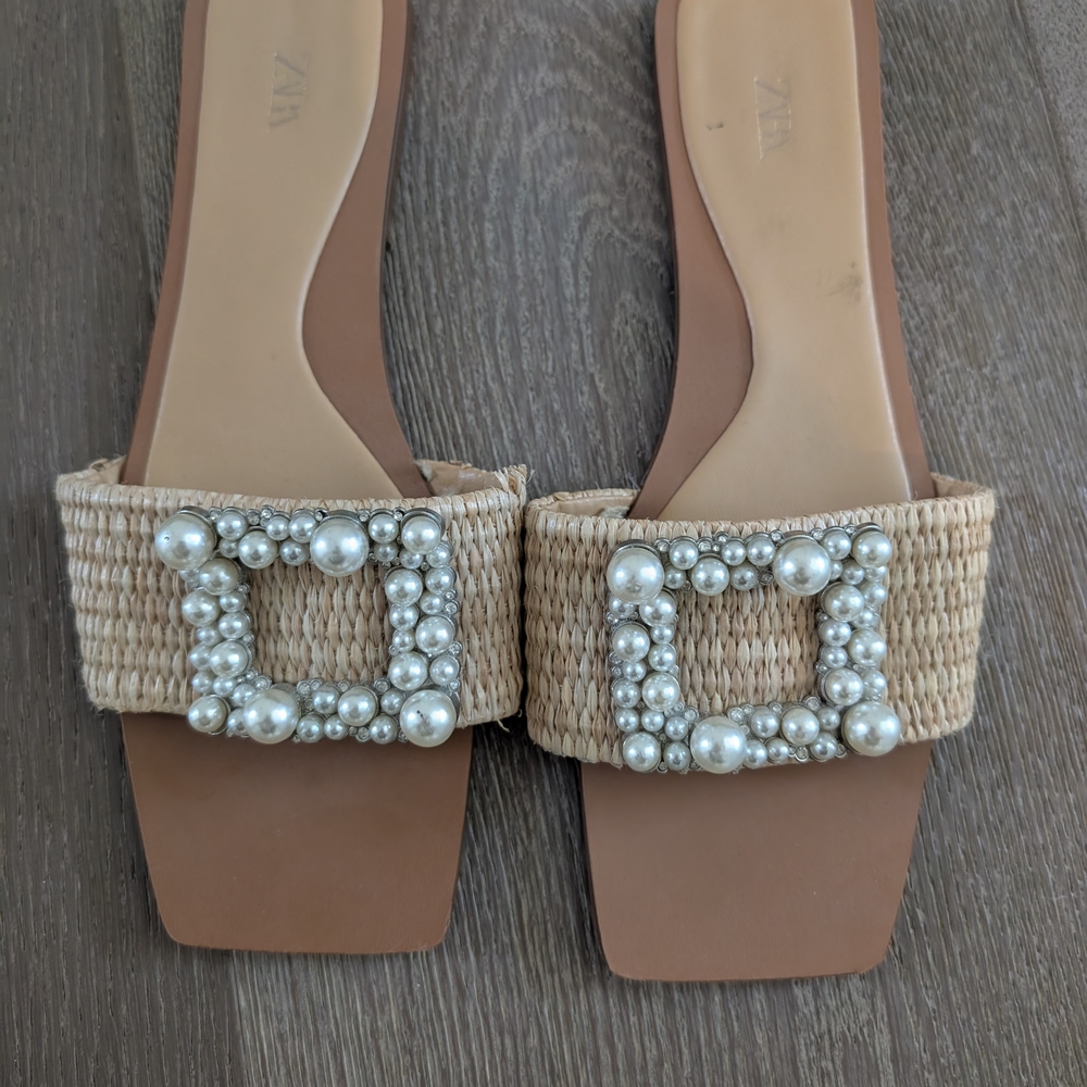 Zara Rattan Pearl Embellished Sandals Fits Size 7.5 Or 8